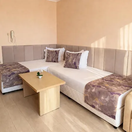 Hotel Ancora 2*